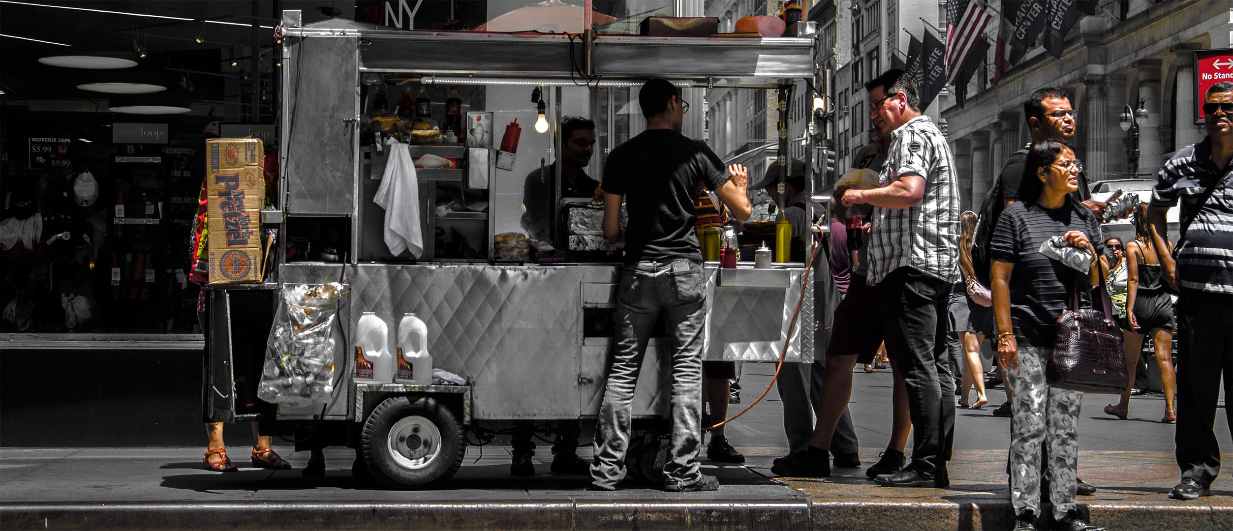 Food Vendor, Manhattan (2016)