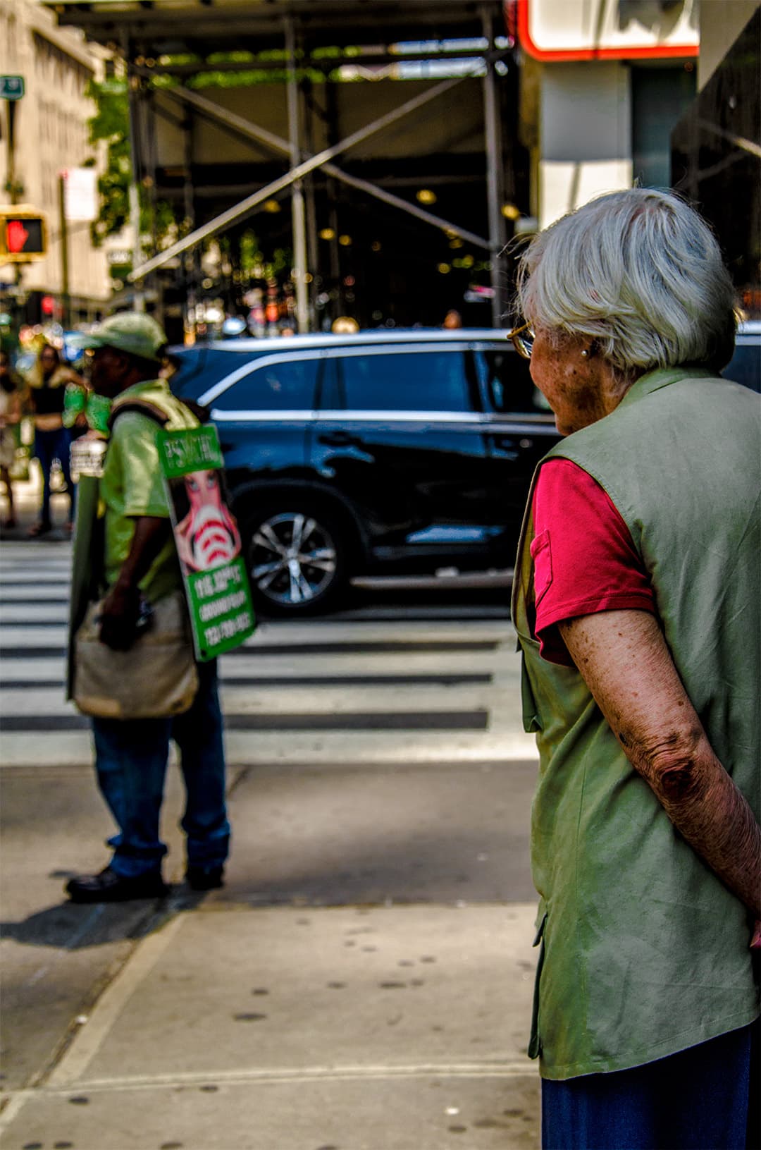 Old Lady, Manhattan (2016)