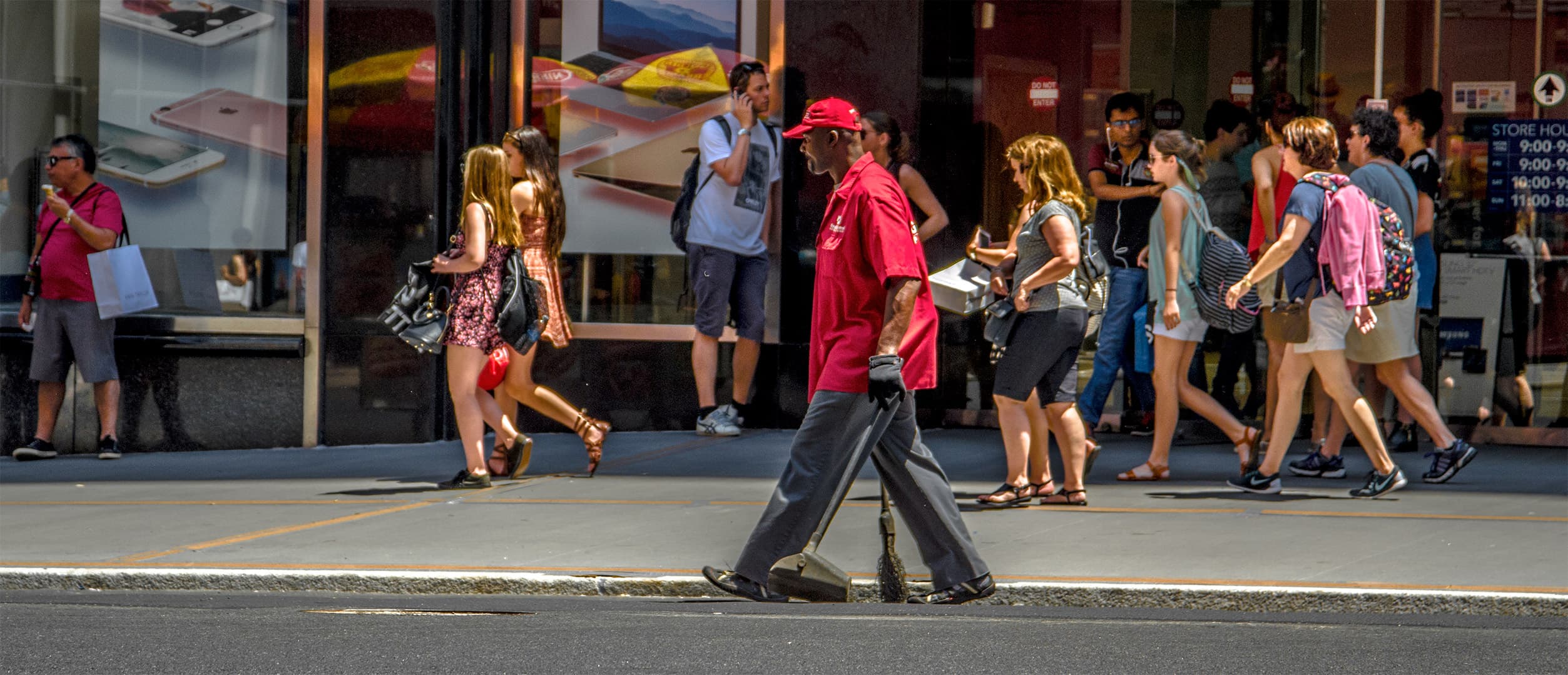 Street Cleaner, Manhattan (2016)